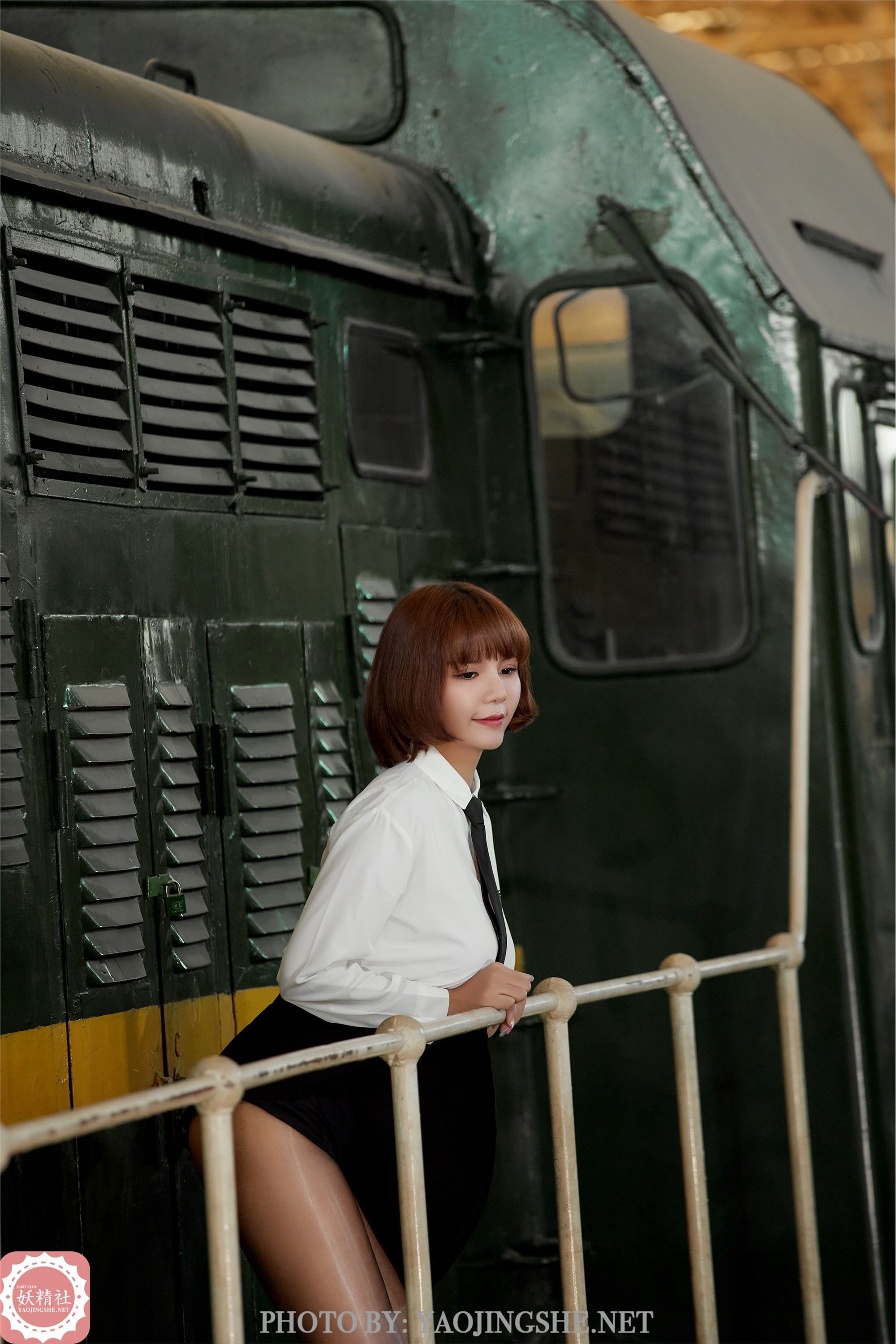 妖精社  2020.12.30 T2048《可爱JK》唐飞飞